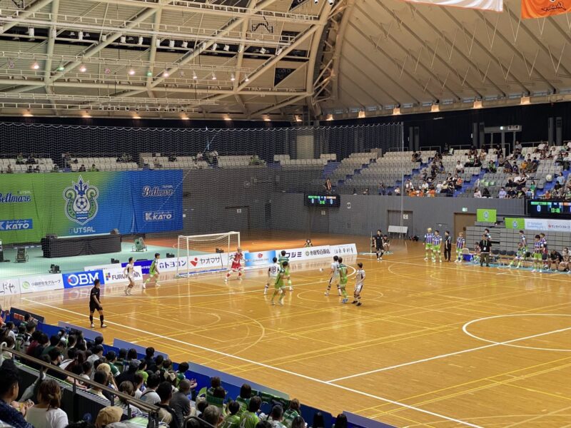 湘南ベルマーレフットサル　シュライカー大阪戦