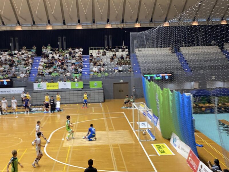 湘南ベルマーレフットサル　シュライカー大阪戦