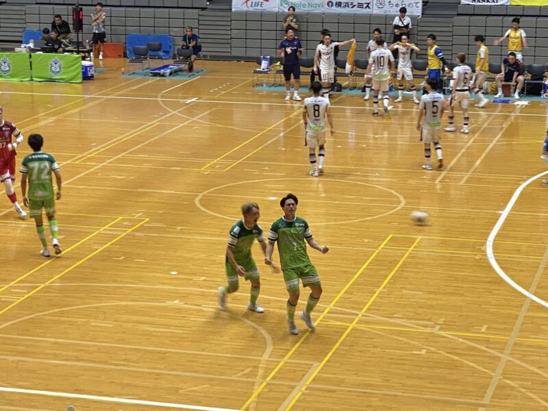 湘南ベルマーレフットサル　シュライカー大阪戦