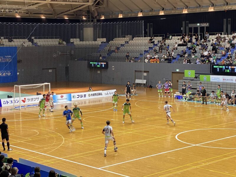 湘南ベルマーレフットサル　シュライカー大阪戦